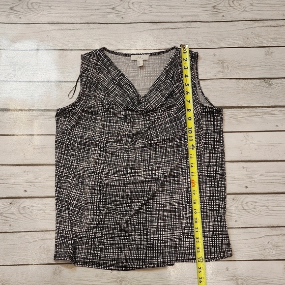 Nwt H by Halston Black and White Weave Print Layered V-Neck Blouse Size Small - Picture 5 of 9